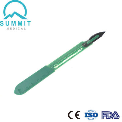 La lame chirurgicale de scalpel d'acier inoxydable, côté a activé le scalpel à usage unique